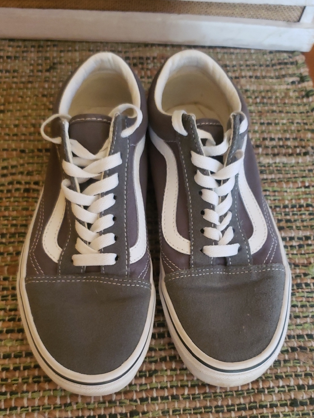 Vans Old Skool Gray and White Low-Top Sneakers Womens 6.5